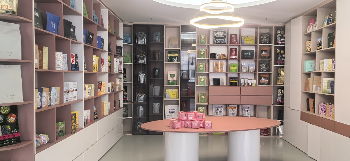04 Product Display 2